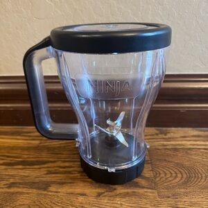 Ninja 48 oz Blender Pitcher with Black Lid and Blade